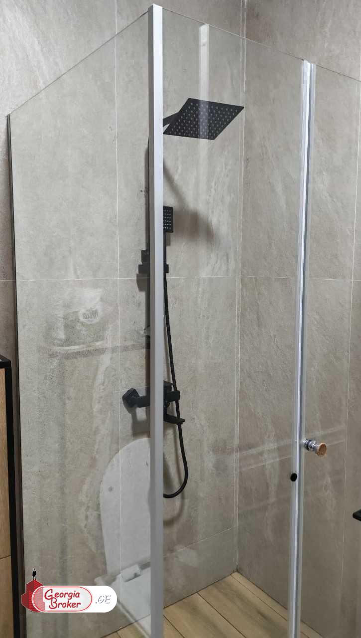 იყიდება ახალი გარემონტებული 2 ოთახიანი ბინა