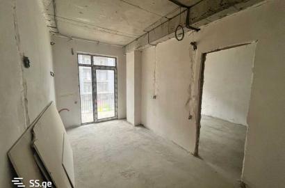 nearly repaired 2-room apartment for sale