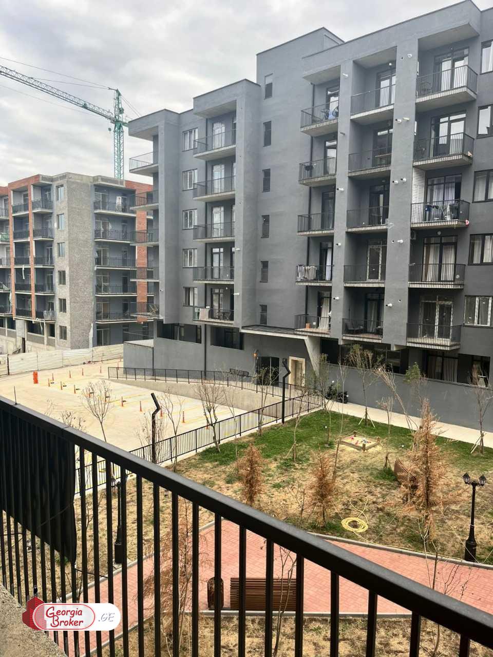 იყიდება ახალი გარემონტებული 2 ოთახიანი ბინა