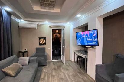 იყიდება ახალი გარემონტებული 4 ოთახიანი ბინა