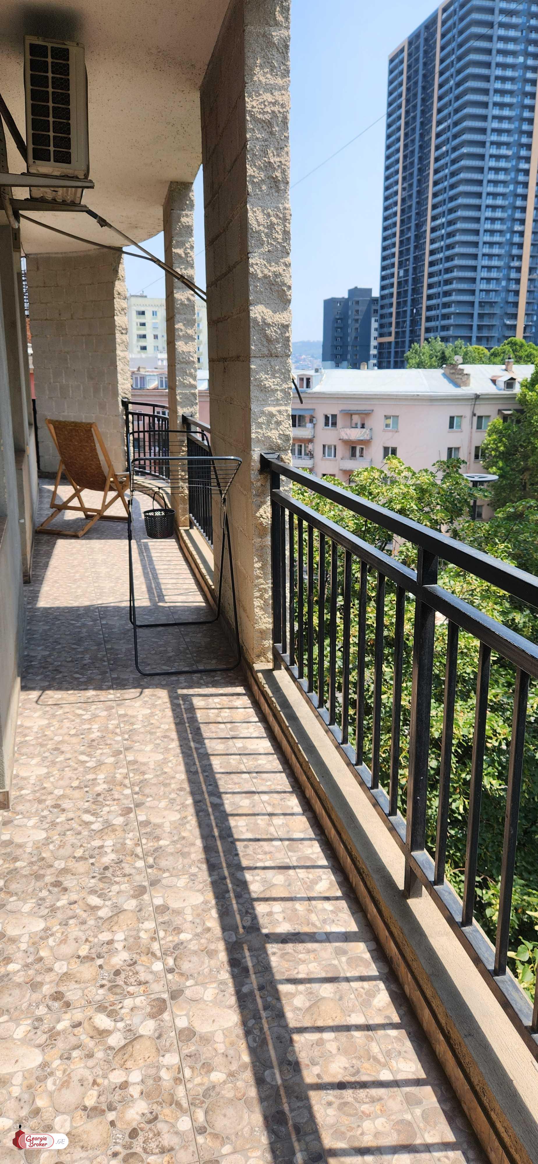 nearly repaired 4-room apartment for sale