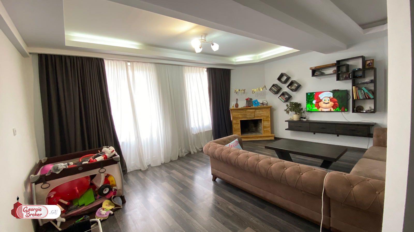 nearly repaired 3-room apartment for sale