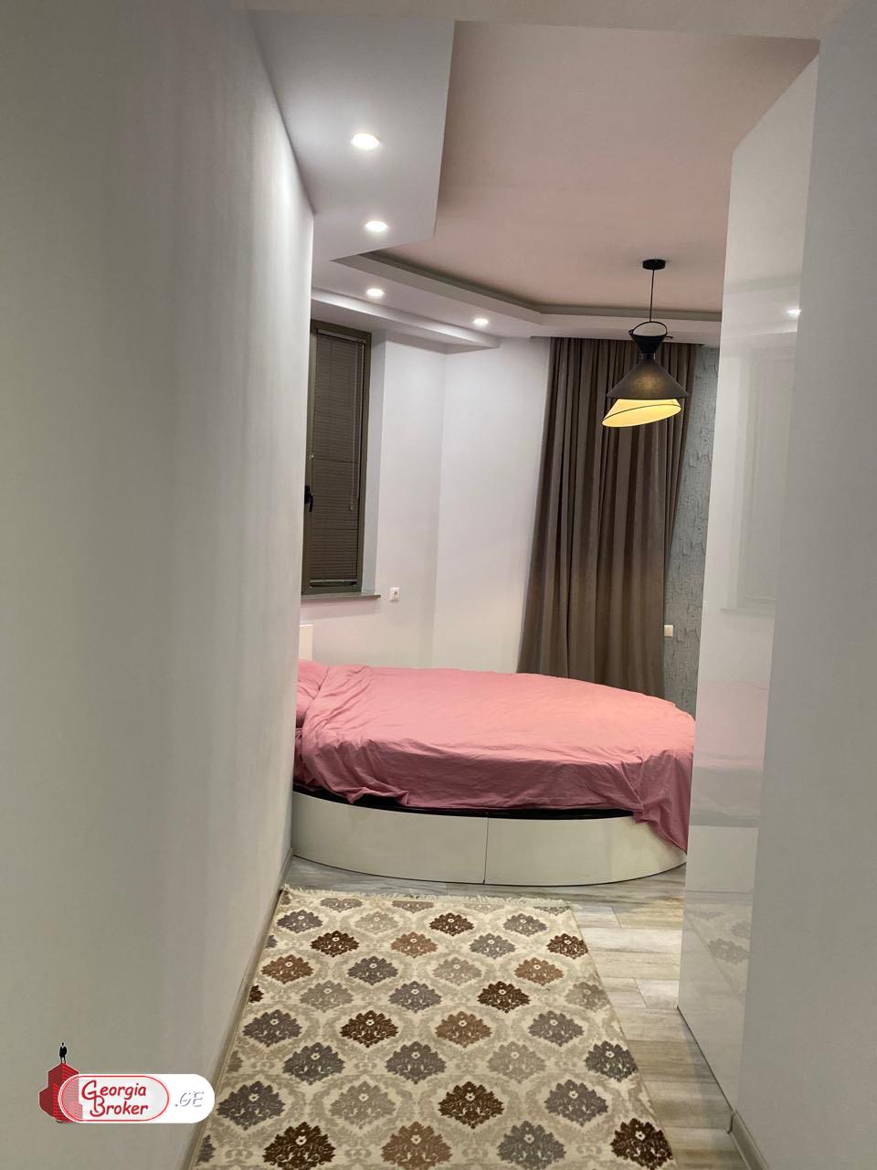 nearly repaired 5-room apartment for sale