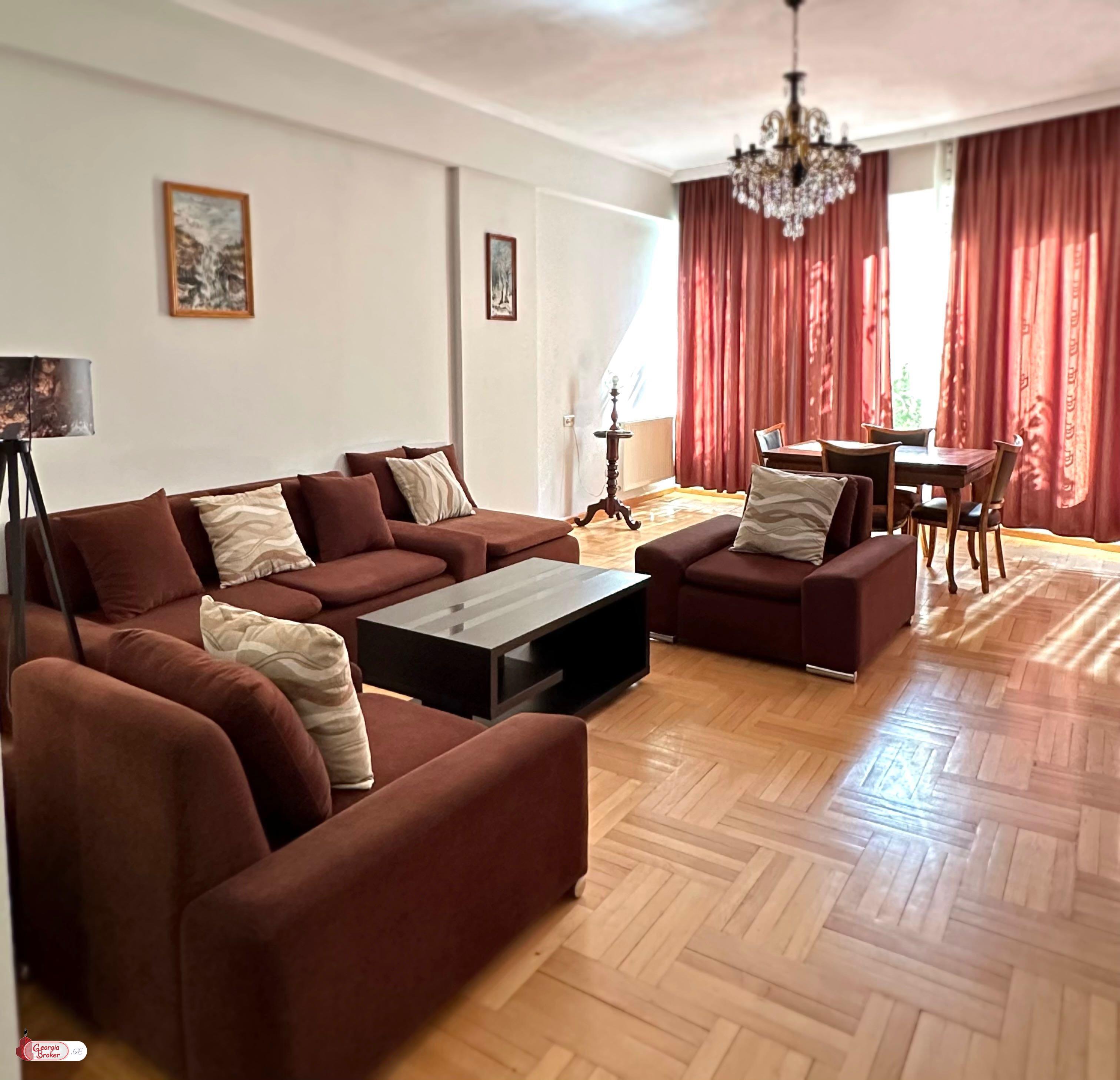 nearly repaired 3-room apartment for sale