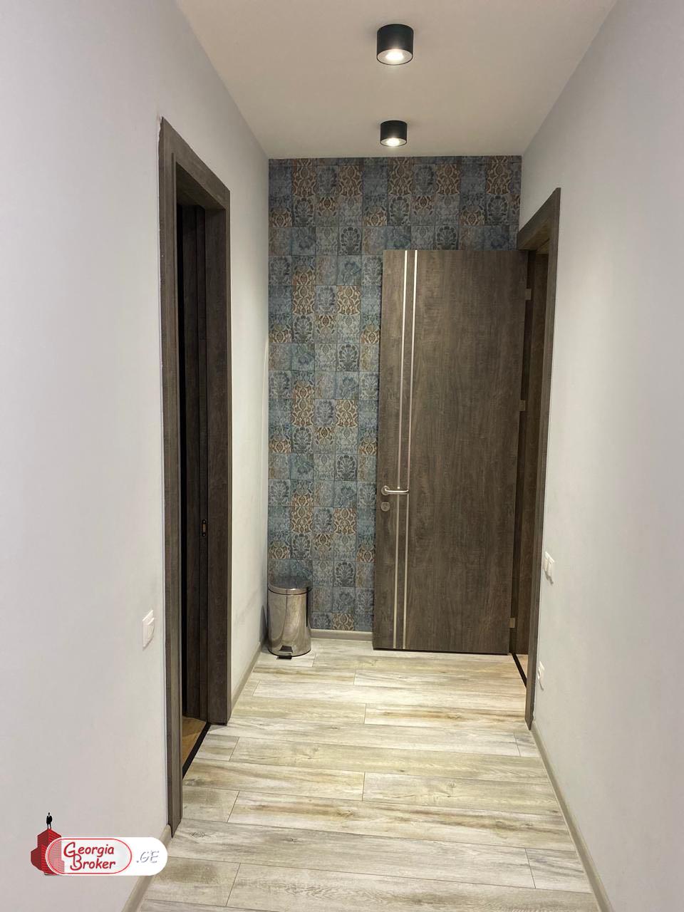 nearly repaired 5-room apartment for sale