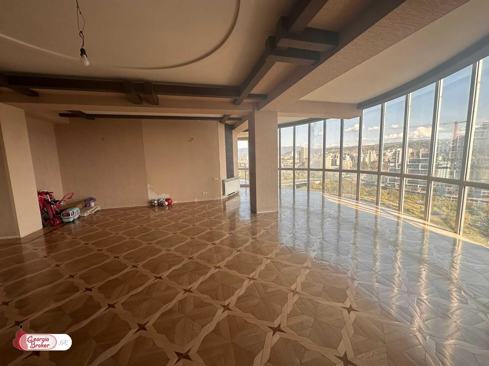 nearly repaired 5-room apartment for sale