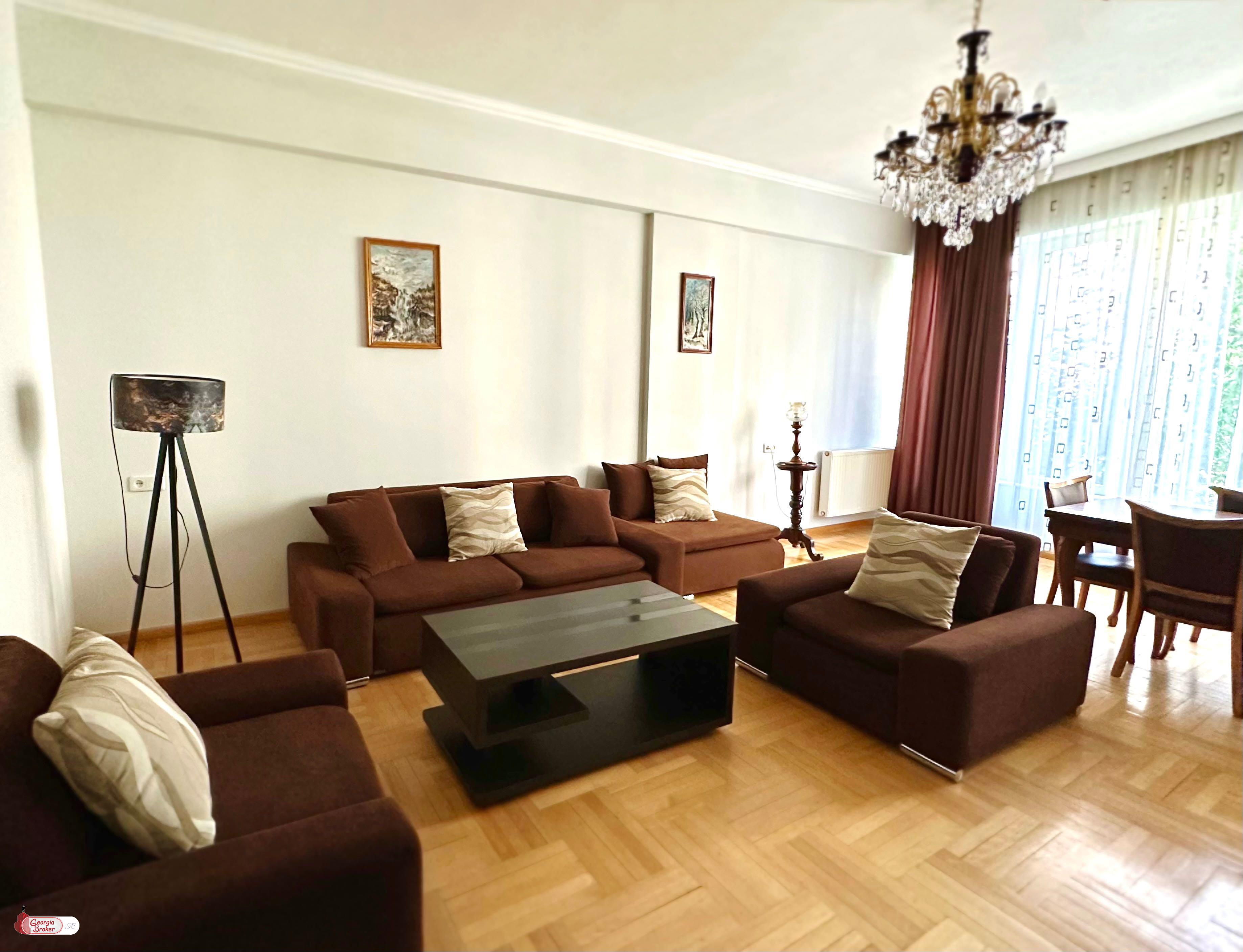 nearly repaired 3-room apartment for sale