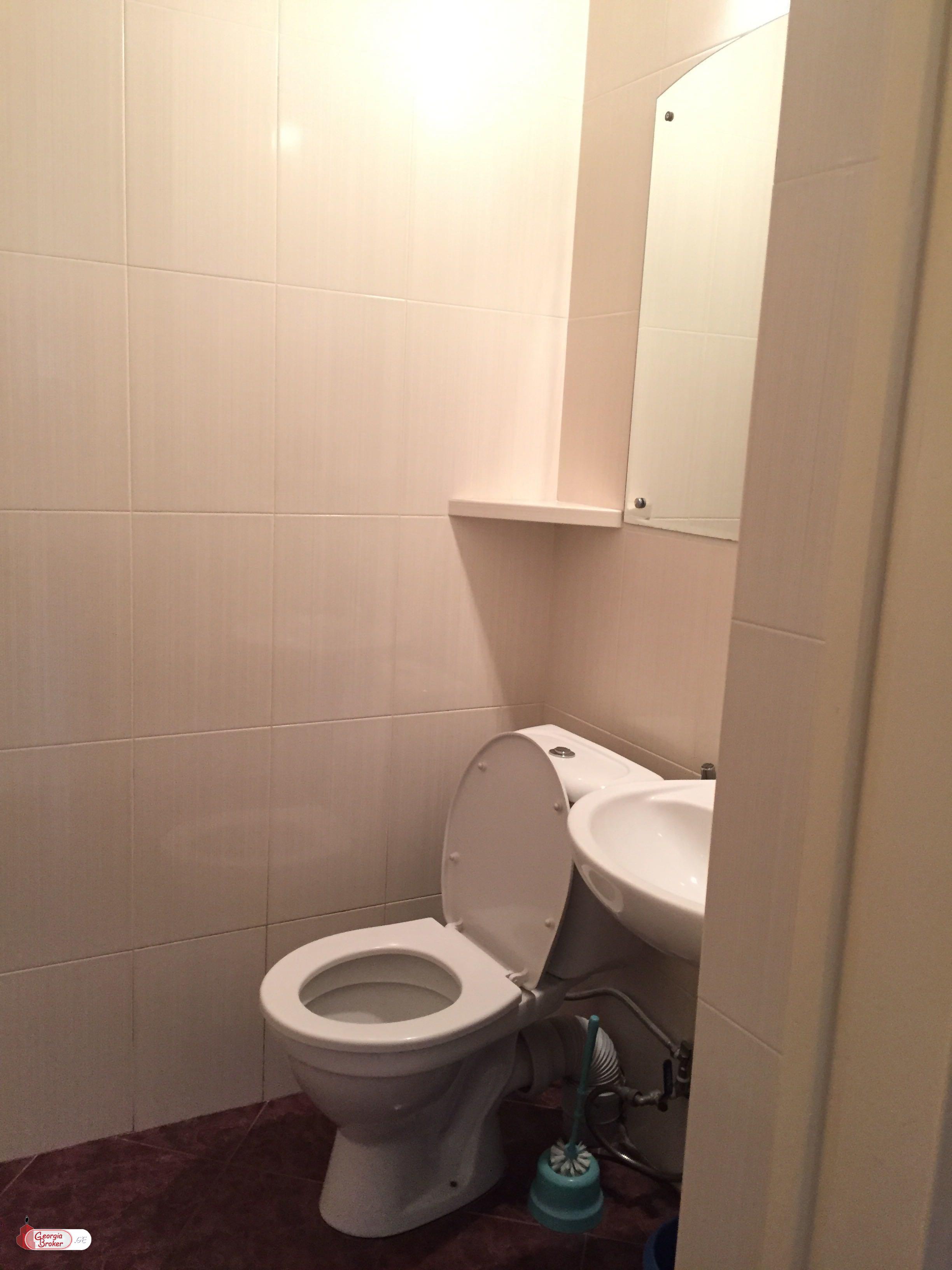 nearly repaired 3-room apartment for sale