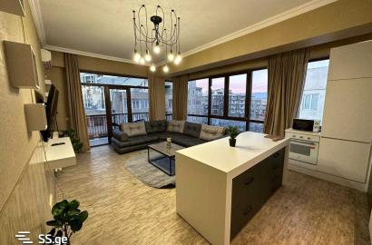 продается квартира с новым ремонтом 3-комнаты