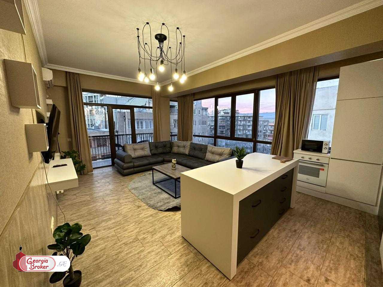 продается квартира с новым ремонтом 3-комнаты