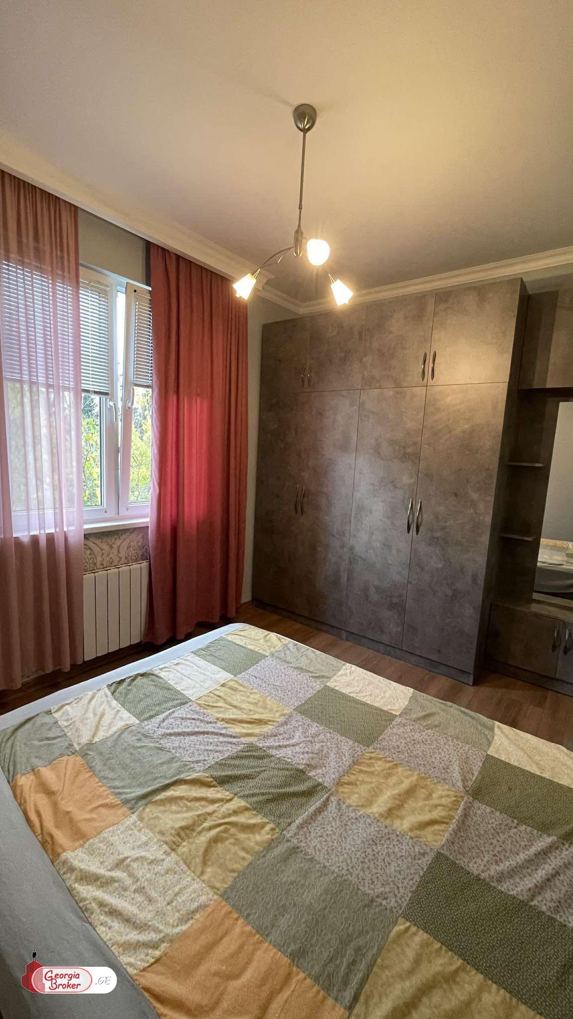 nearly repaired 2-room apartment for sale