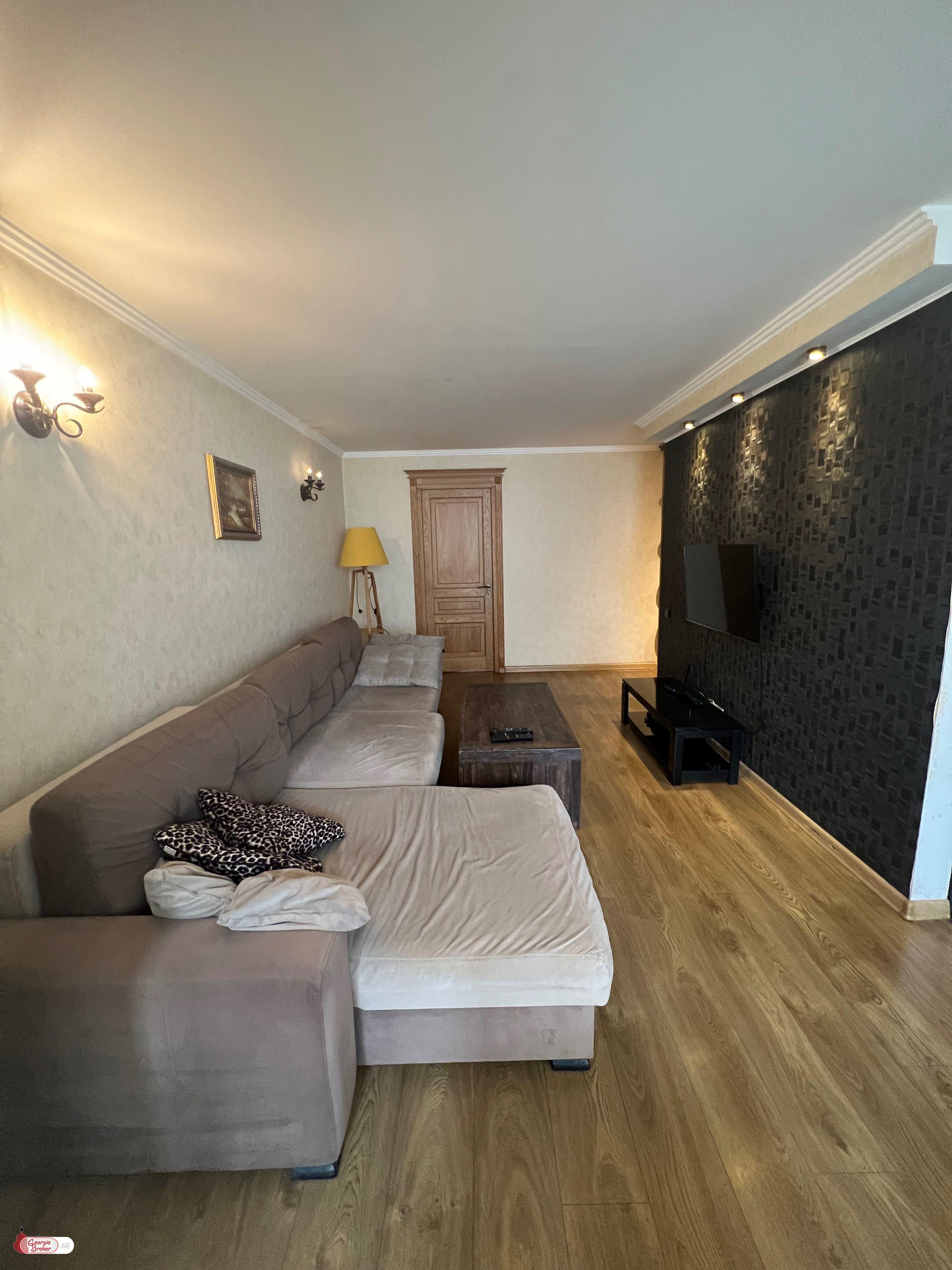 продается квартира с новым ремонтом 2-комнаты