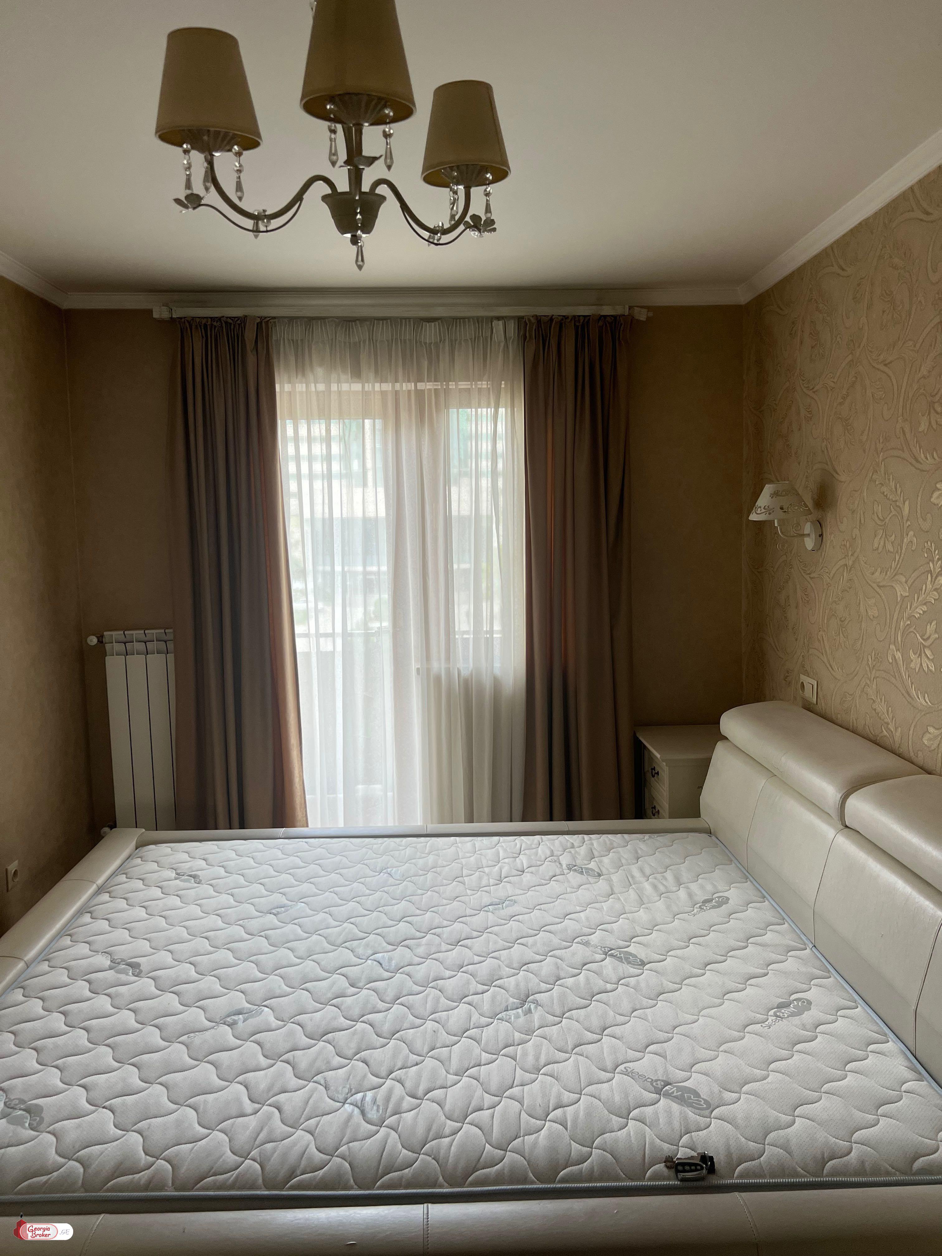 продается квартира с новым ремонтом 2-комнаты