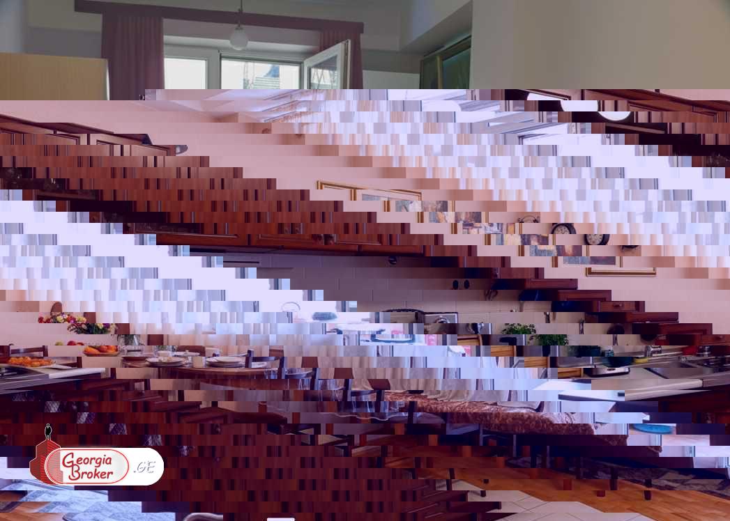 იყიდება ახალი გარემონტებული 5 ოთახიანი ბინა