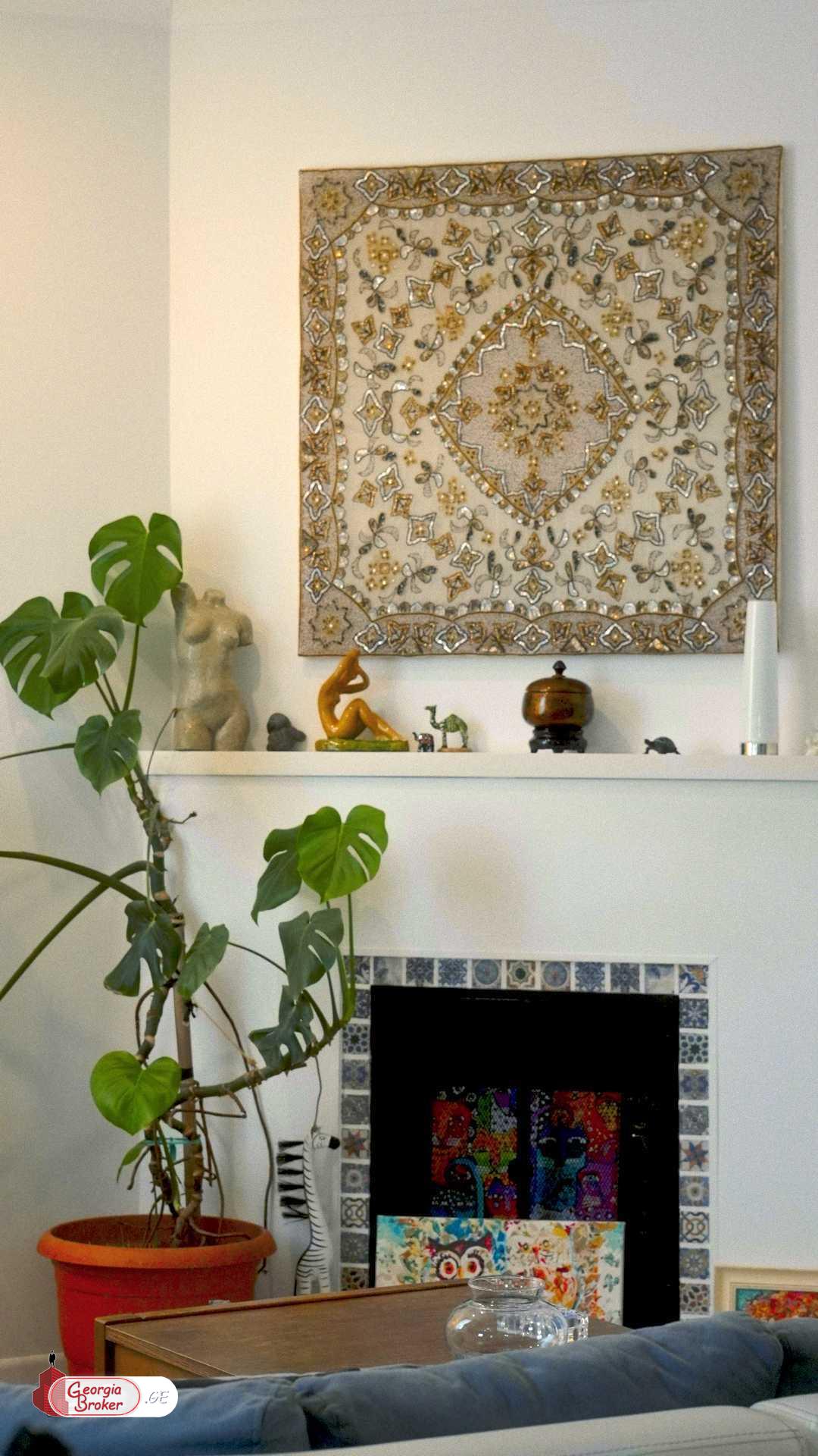 nearly repaired 5-room apartment for sale