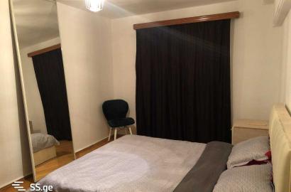 იყიდება ახალი გარემონტებული 3 ოთახიანი ბინა