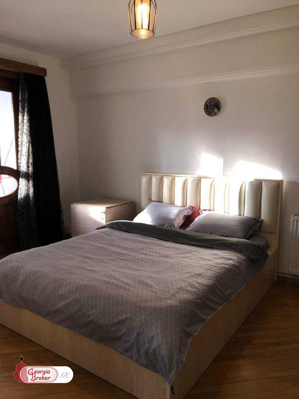 продается квартира с новым ремонтом 3-комнаты