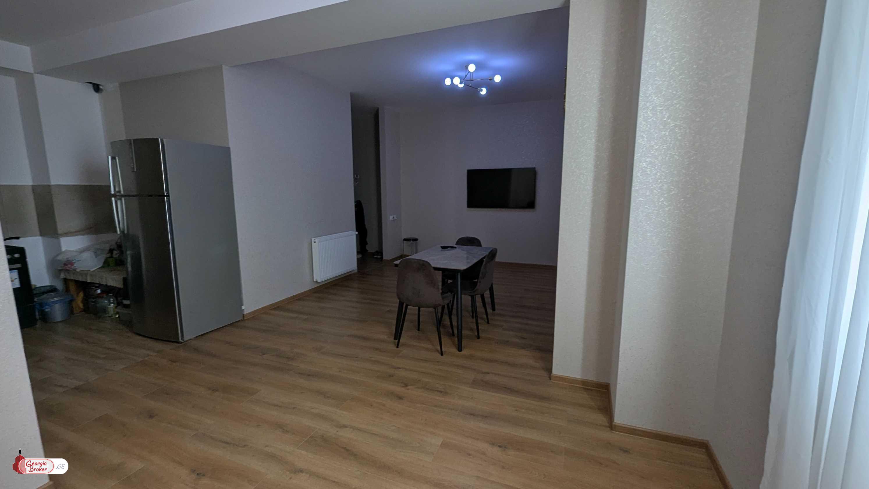 nearly repaired 3-room apartment for sale