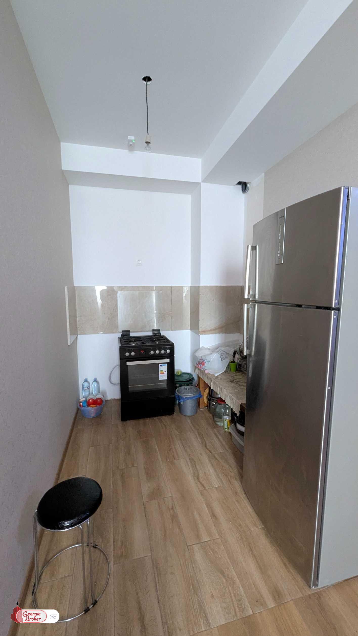 nearly repaired 3-room apartment for sale