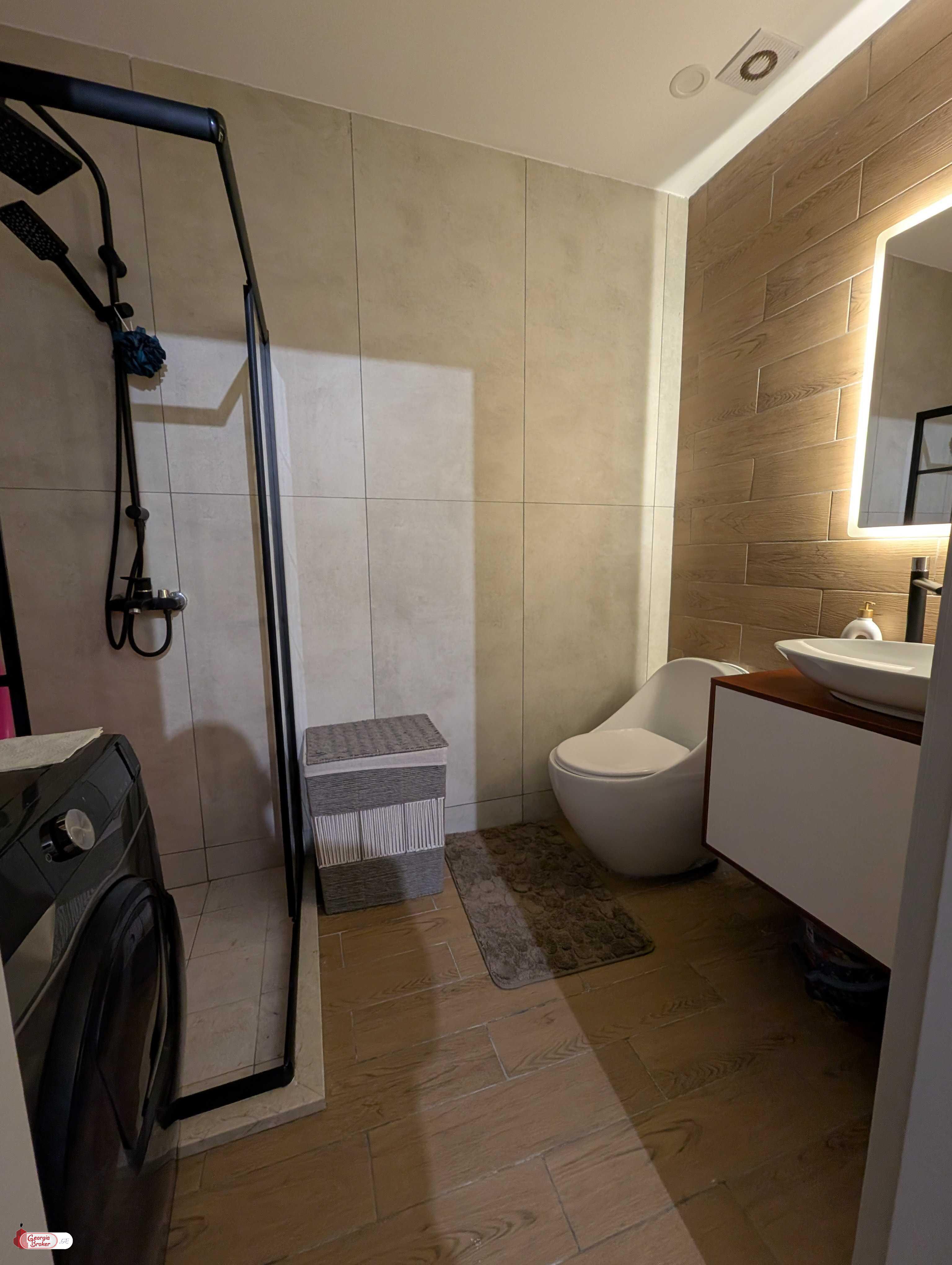 nearly repaired 3-room apartment for sale