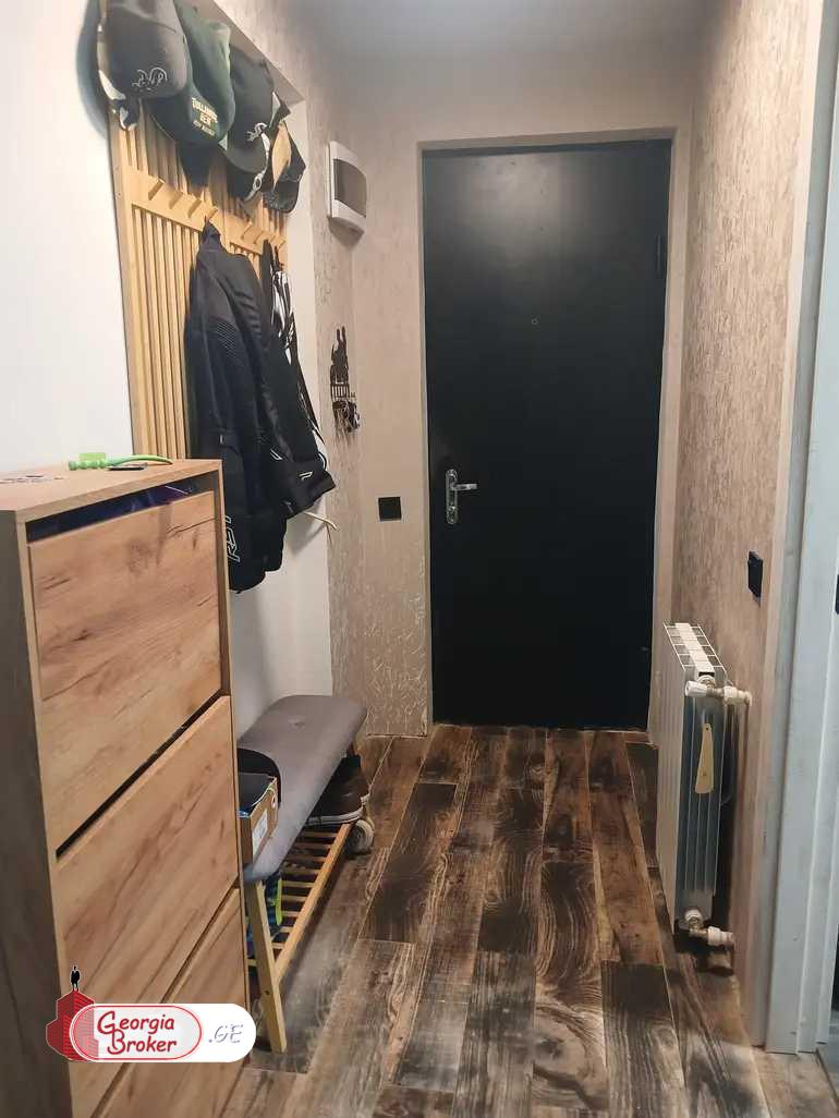 იყიდება ახალი გარემონტებული 3 ოთახიანი ბინა