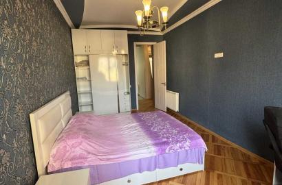 nearly repaired 4-room apartment for sale