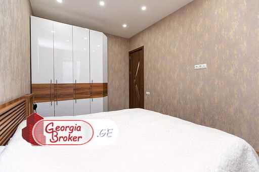 იყიდება ახალი გარემონტებული 3 ოთახიანი ბინა