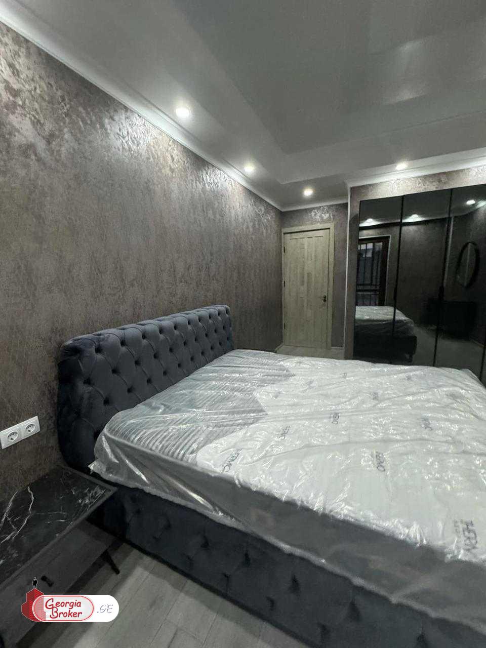 nearly repaired 4-room apartment for sale