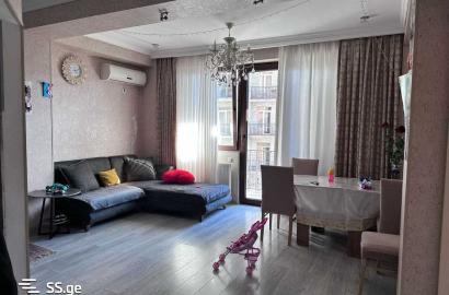 იყიდება ახალი გარემონტებული 3 ოთახიანი ბინა