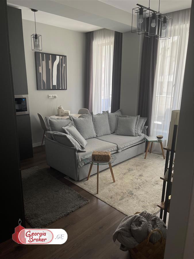 nearly repaired 2-room apartment for sale