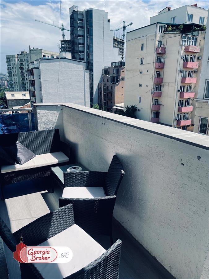 nearly repaired 2-room apartment for sale