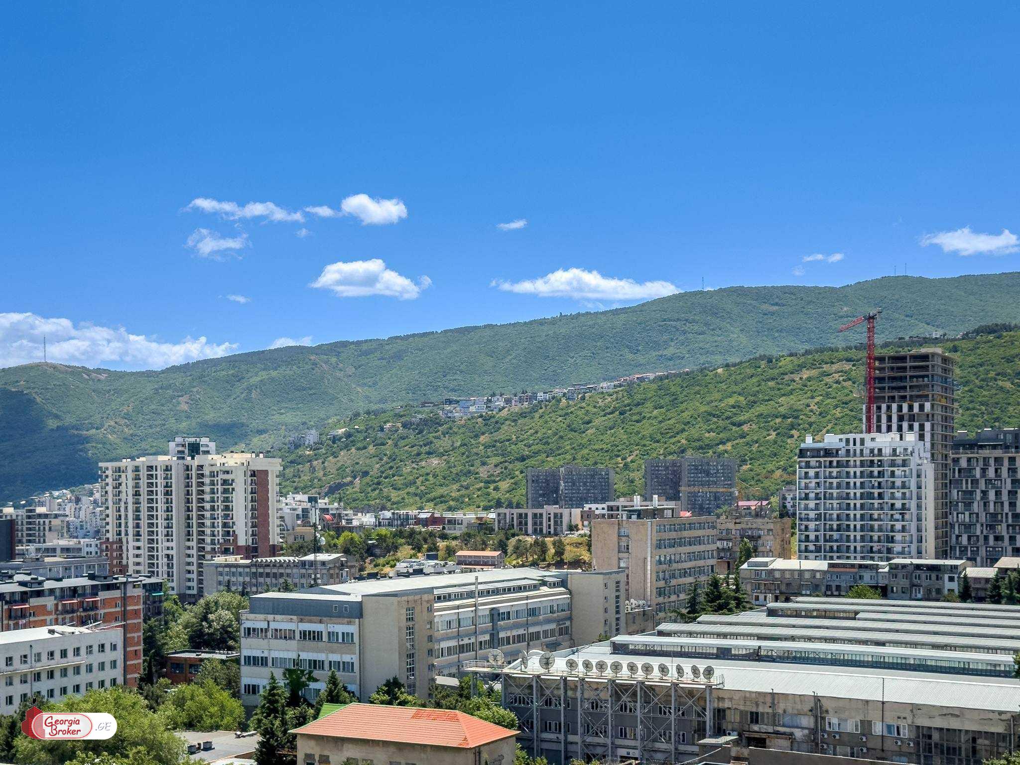 იყიდება ახალი გარემონტებული 2 ოთახიანი ბინა