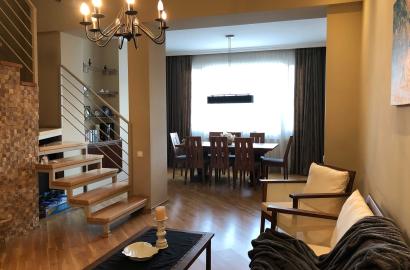 продается квартира с новым ремонтом 6-комнат