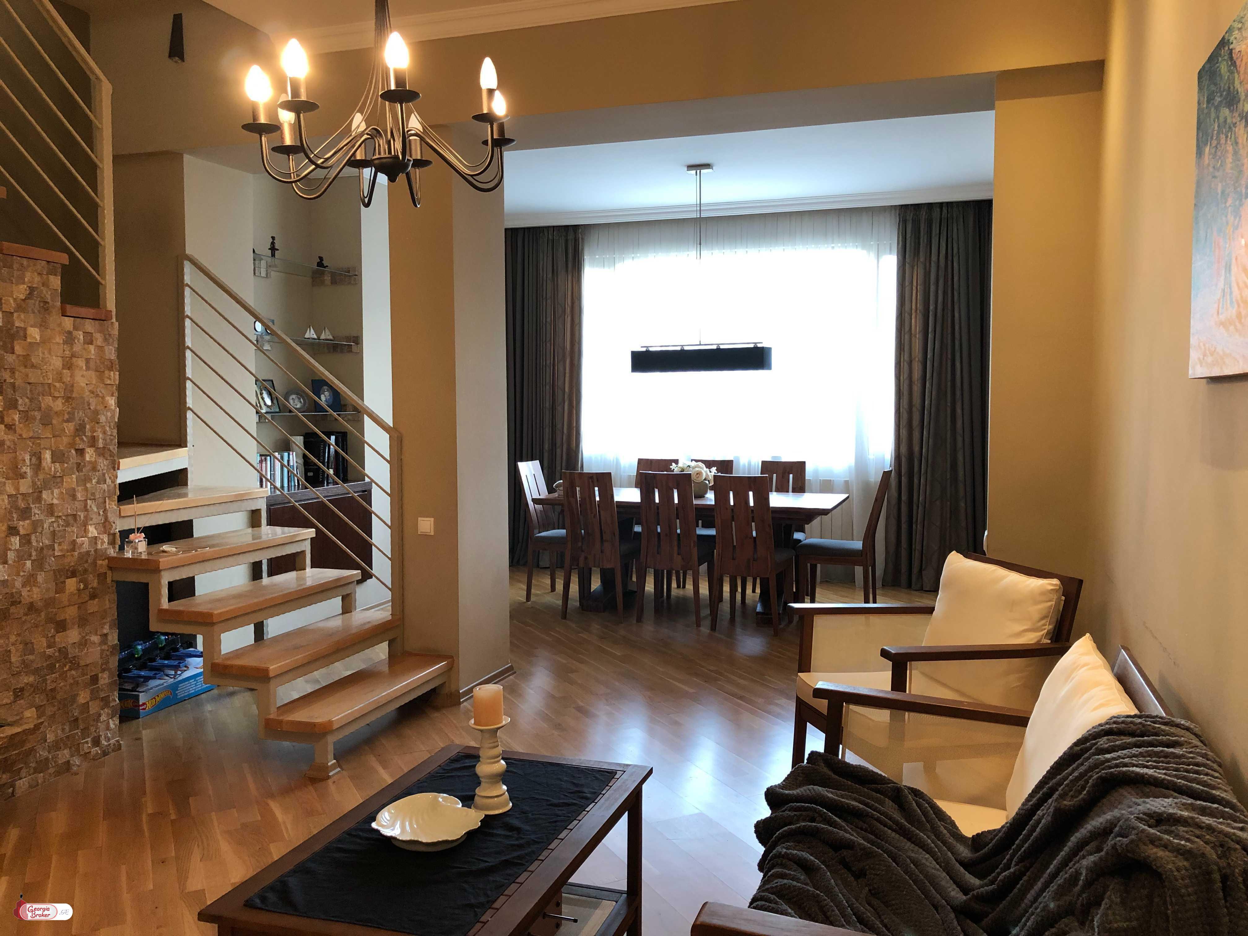 nearly repaired 6-room apartment for sale