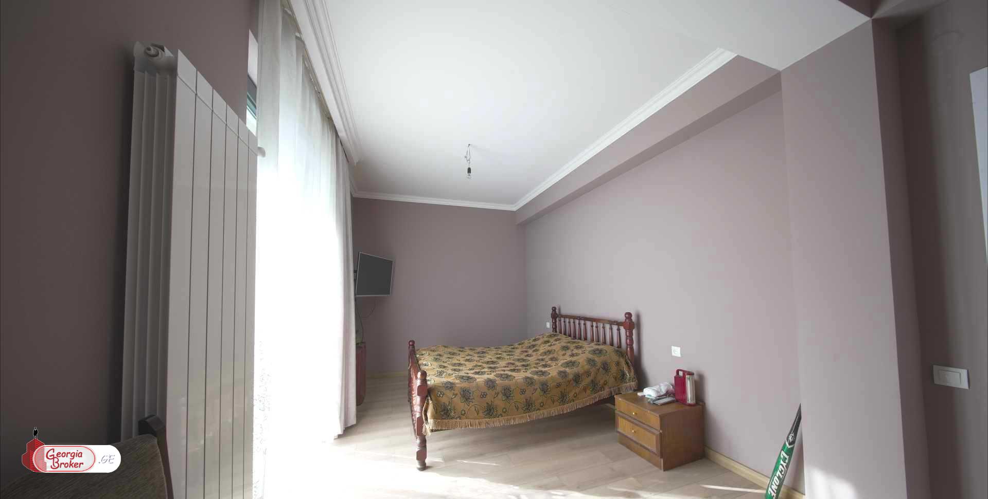 nearly repaired 6-room house for sale