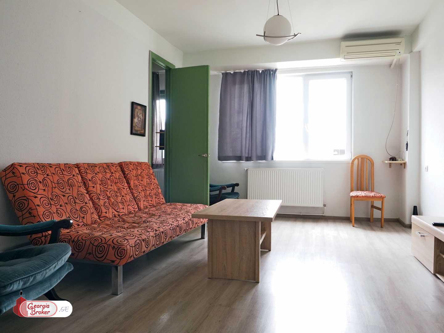 nearly repaired 3-room apartment for sale