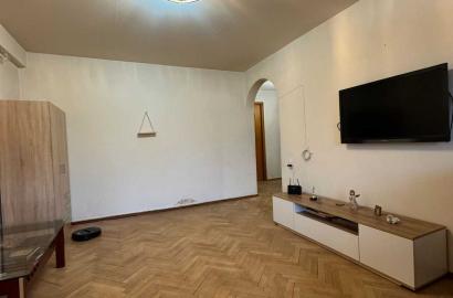 იყიდება ახალი გარემონტებული 3 ოთახიანი ბინა