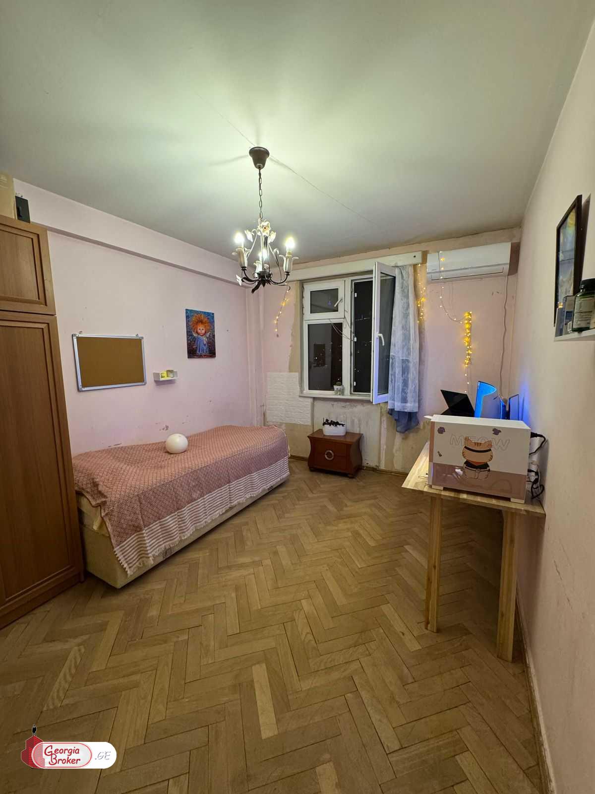 იყიდება ახალი გარემონტებული 3 ოთახიანი ბინა