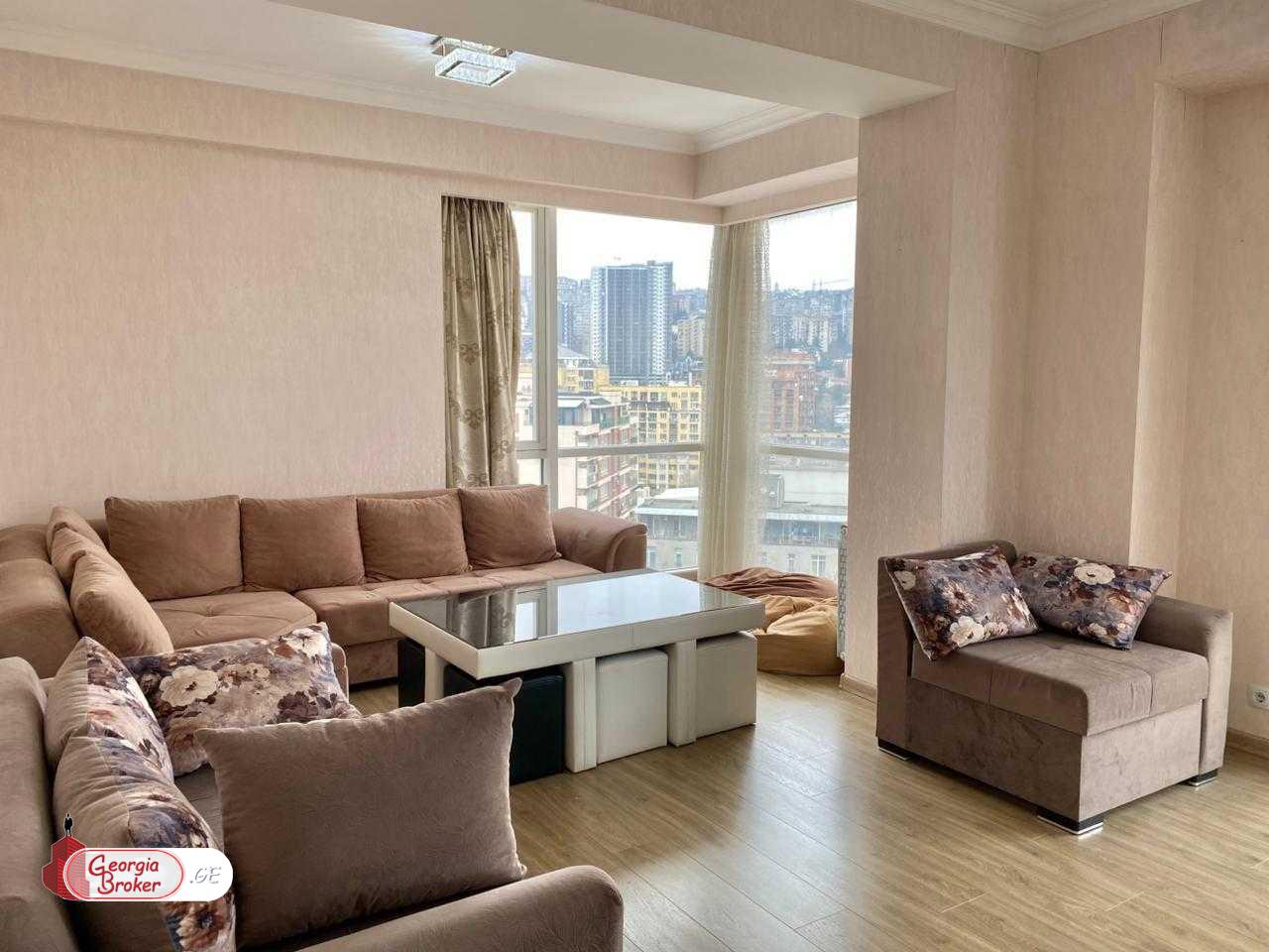 იყიდება ახალი გარემონტებული 4 ოთახიანი ბინა