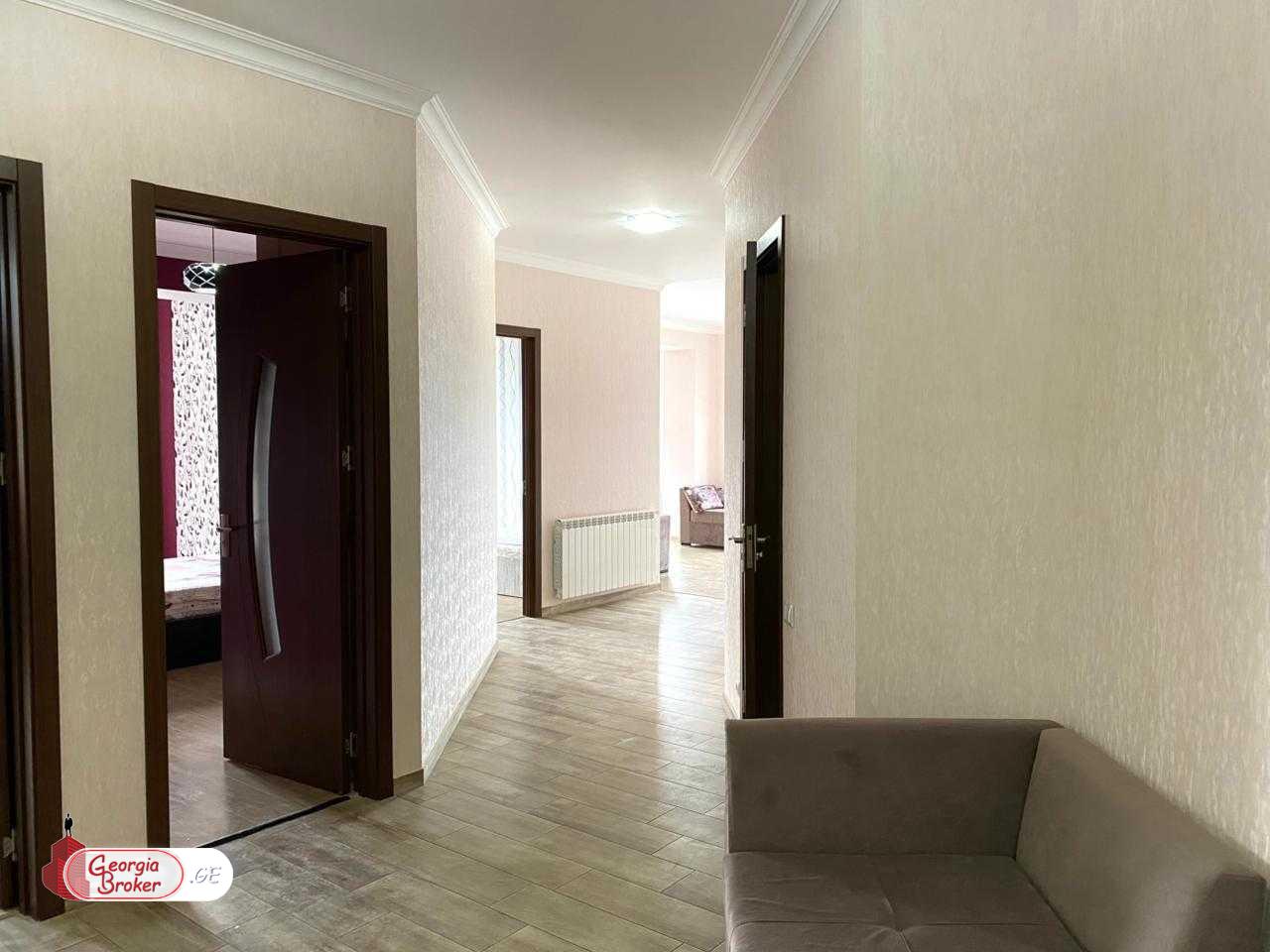 იყიდება ახალი გარემონტებული 4 ოთახიანი ბინა