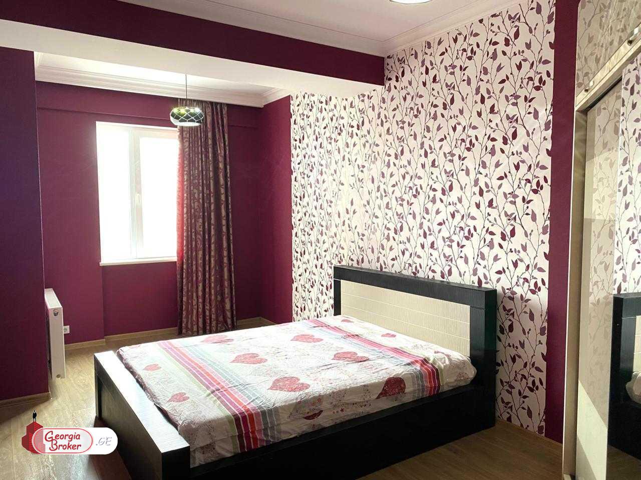 იყიდება ახალი გარემონტებული 4 ოთახიანი ბინა