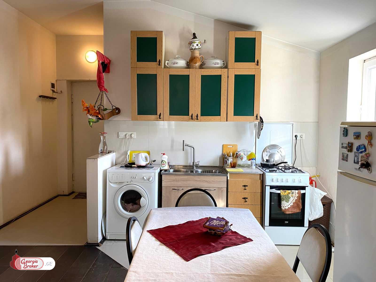 old repaired 3-room apartment for sale