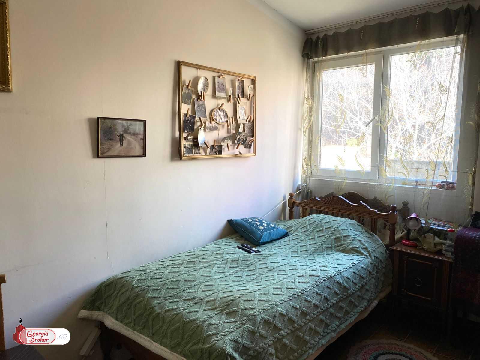 old repaired 3-room apartment for sale