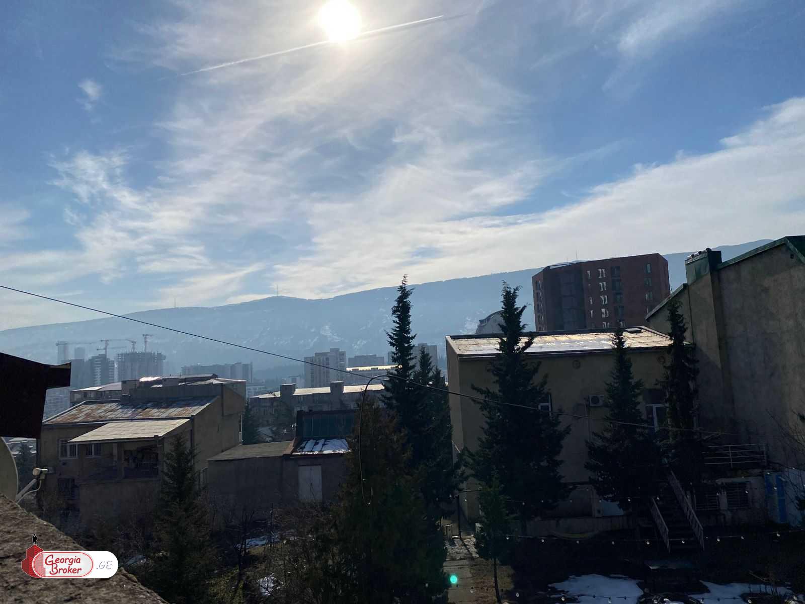 old repaired 3-room apartment for sale