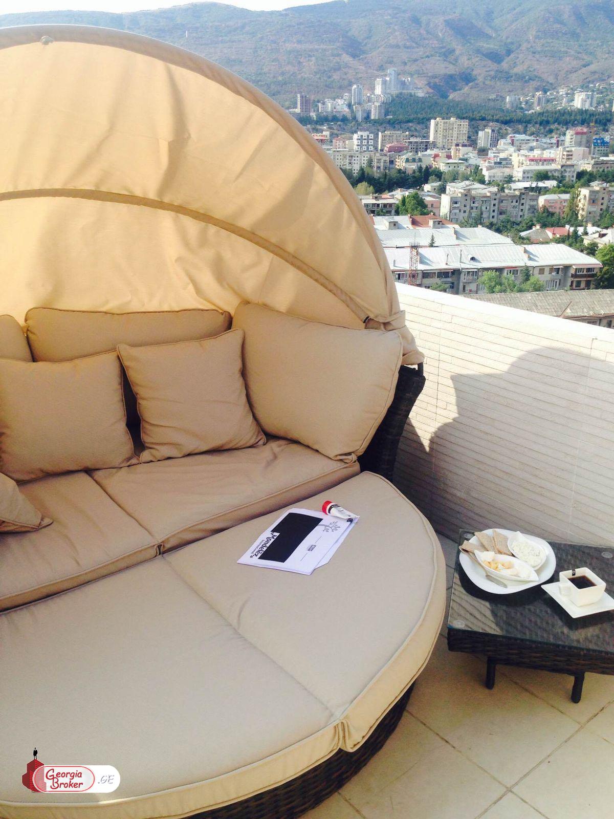 იყიდება ახალი გარემონტებული 3 ოთახიანი ბინა