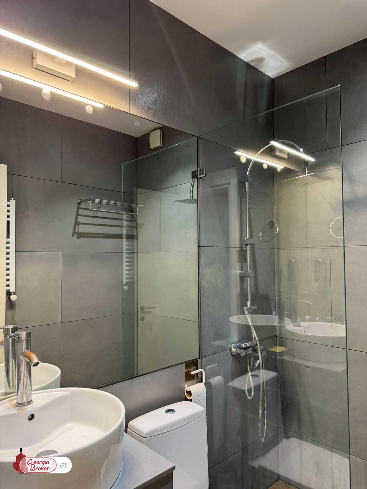 nearly repaired 5-room apartment for sale