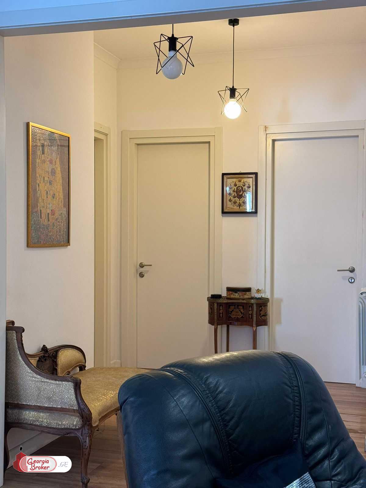 nearly repaired 5-room apartment for sale