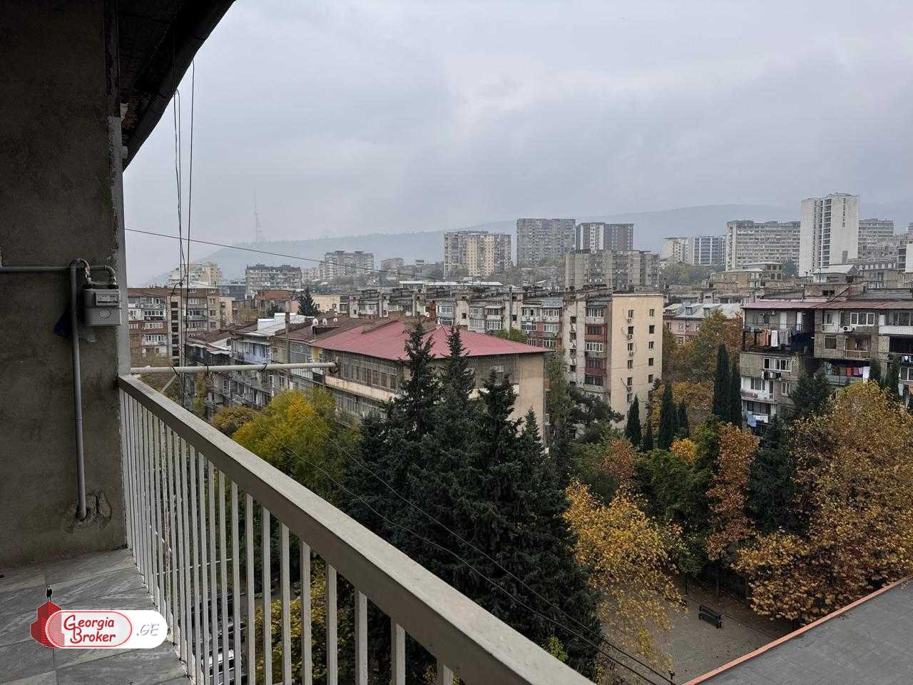 იყიდება ახალი გარემონტებული 3 ოთახიანი ბინა