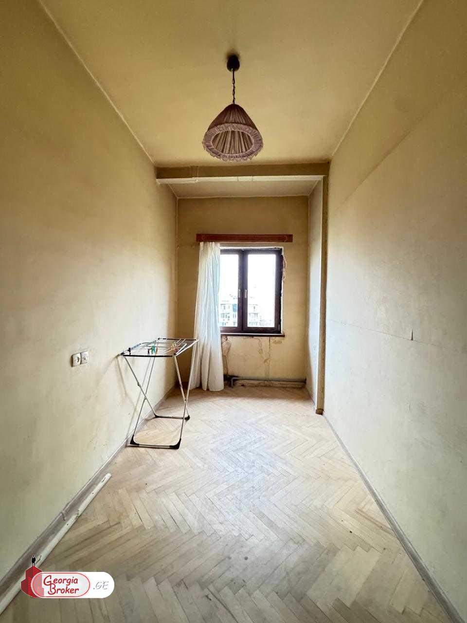 იყიდება ახალი გარემონტებული 3 ოთახიანი ბინა