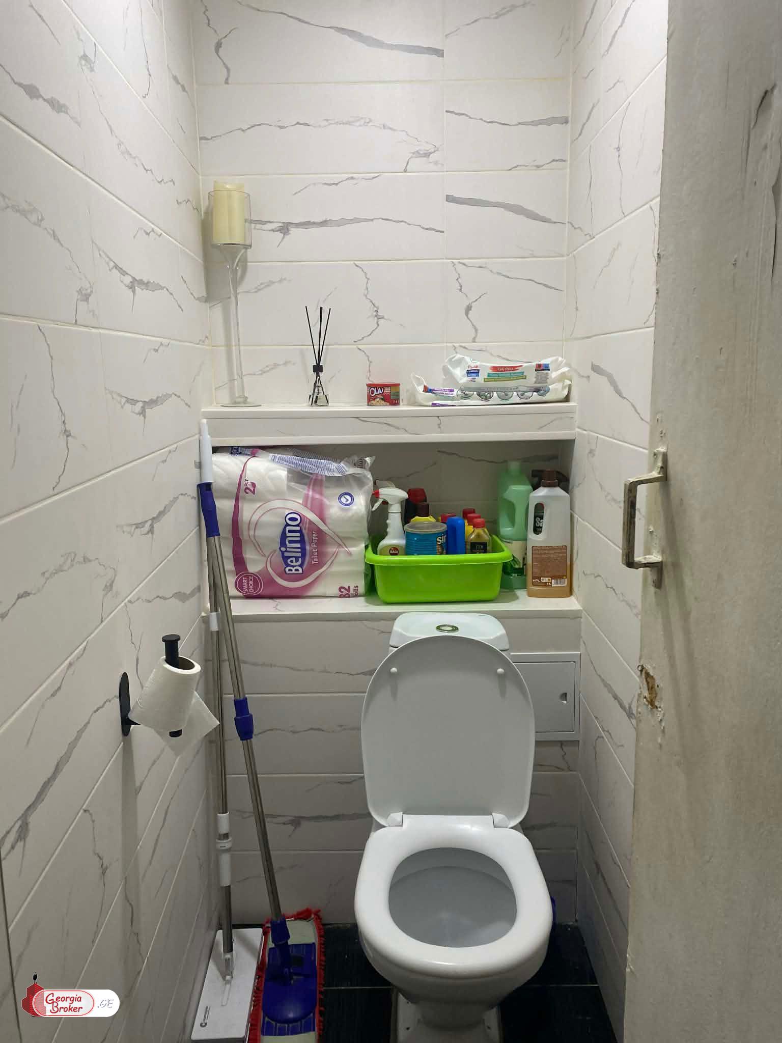 продается квартира с новым ремонтом 4-комнаты